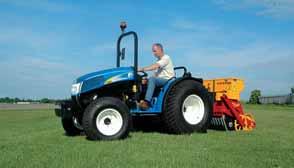 La Serie T4000 de fabricación modular se compone de tractores especiales diseñados específicamente para múltiples labor es, incluyendo el trabajo en marcos de plantación y viñedos.