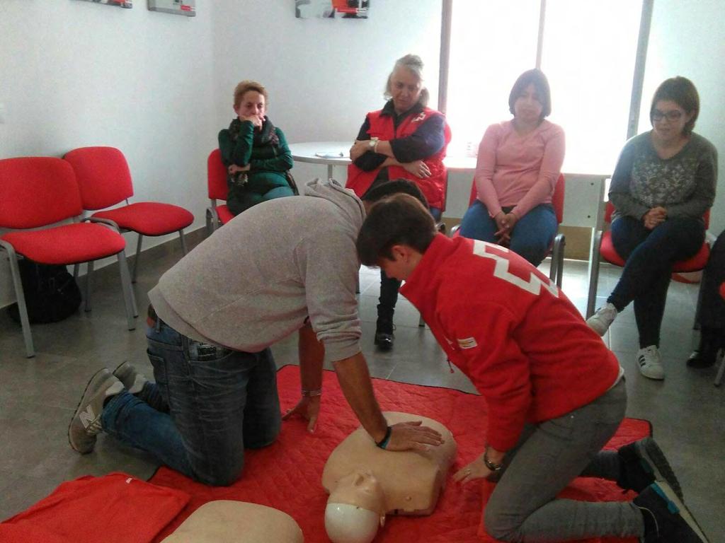F formación La formación en Cruz Roja Española trata de facilitar la adquisición de