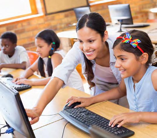 E-LEARNING Permite a los maestros dar de alta tareas, trabajos, proyectos, contestar exámenes en línea, etc.