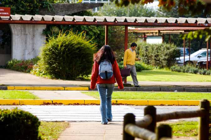 a pasos de la mayor Universidad del Sur de Chile.