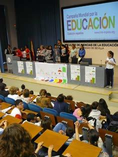 Educación a lo largo del año, principalmente en torno a la Semana de Acción Mundial por la Educación en el