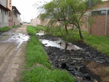 LOCALIDAD: Fontibón NOMBRE: El Chanco - Canal BARRIO: El Chanco SITUACION: Canal en inmediaciones del barrio El Chanco, que en épocas