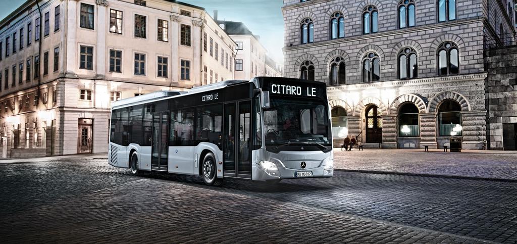 El Citaro LE: la conexión inteligente. 102 Personas 12,17 metros Confort para los pasajeros gracias a su acceso bajo La flexibilidad, su punto fuerte.