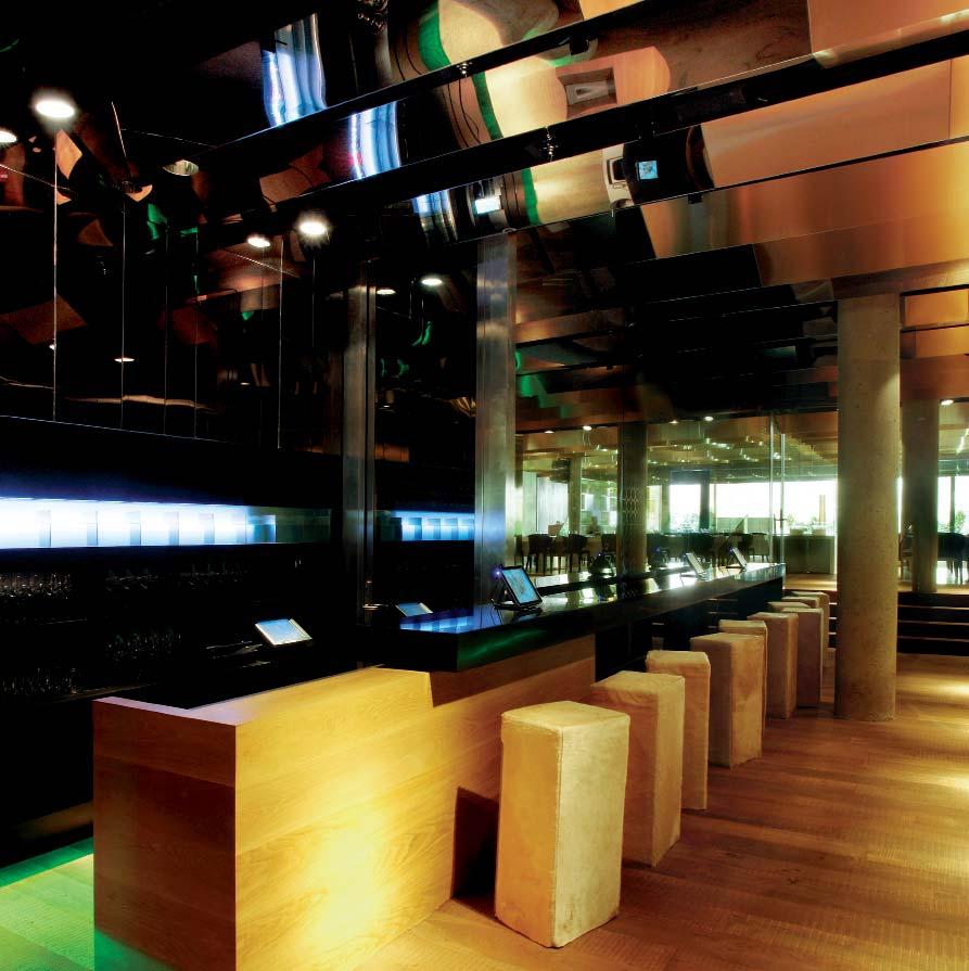 Alfonso Tost Interior Design Monvínic Barcelona, España El encargo consistía en proyectar un espacio dedicado al vino.