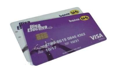 5 La tarjeta de crédito Se trata de un instrumento de crédito mediante la cual la institución financiera con la que trabajas pone a tu