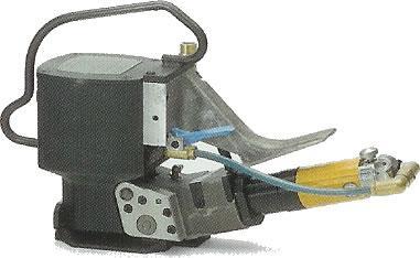 Flejadora Mod. CL/A3H Máquinas flejadoras neumáticas combinadas para fleje de acero. Unión del fleje por entalladura (sin enlazador).