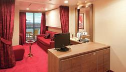 Sólo si se contrata un asistente a tiempo completo 44 Suites Aurea 8 Suites Familiares Aurea 779 Camarotes con balcón Suites con balcón ( 31 m 2 ) Aire acondicionado, espacioso ropero, baño con