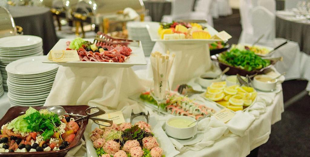 ALIMENTOS Y BEBIDAS Servicio de Catering y banquetería con diversas opciones y variedad de propuestas gastronómicas.