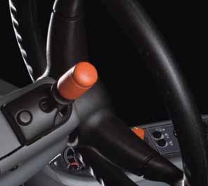El asiento del conductor Valtra Evolution, la ergonomía más refi nada y la nueva cabina silenciosa, junto con la potencia y la avanzada transmisión AVT
