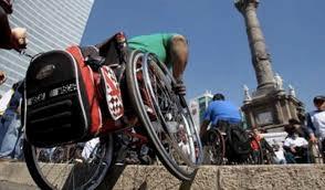 La Discapacidad desde el enfoque de la Convención: la discapacidad es un concepto que evoluciona y que resulta de la interacción entre las personas con deficiencias y las barreras debidas a la