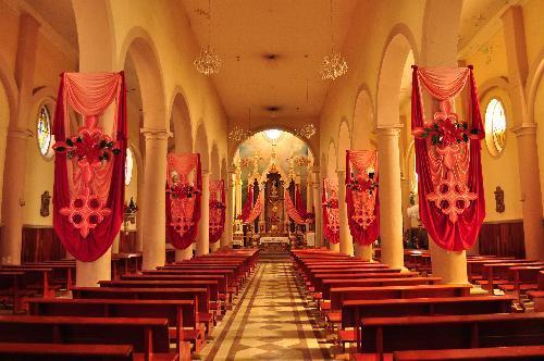La parroquia es en honor a la Inmaculada Concepción.