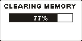 Manejo de datos 7.5 Borrado de datos guardados 7.5.1 Borrado del contenido de la memoria completo Seleccione CLEAR ALL MEMORY (borrar toda la memoria) en el menú de memoria (MEMORY) Se mostrará una advertencia.