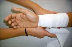 Cubrir la herida Presionar directamente sobre la herida con un paño
