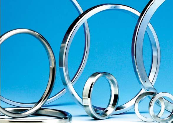 20 y API 6A. Materiales Nuestros anillos son fabricados con materiales completamente identificados en todas sus etapas de producción.