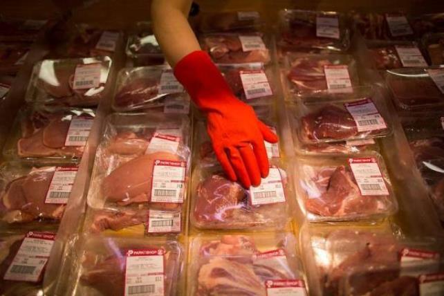 Se vende en México carne congelada 3 o 4 años en EU Publicado: 26 Abril 2015 Escrito por REDACCIÓN FOTO DE INTERNET La porcicultura del país registra pérdidas por 5 mil mdp al año por cupos de