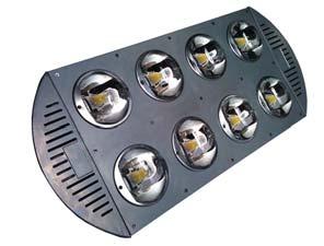 LED - Exterior HFR-150A 220v / 24w Blanca 238x207x525mm HF-150MHN-A 220v / 24w Blanca