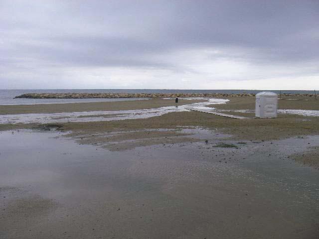 Dies de pluja (platja de l Ardíaca a Cambrils, 7 d agost de 2007 platja Llarga de