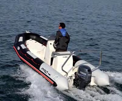 Pro Touring 550 Pro Classic 550 Pro Racing 550 El mar siempre refleja la personalidad del marinero: cada uno navega de una manera distinta, buscando sus propias sensaciones y el placer de estar en el