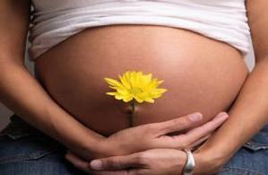 MUERTE MATERNA Es la que ocurre en una mujer durante su embarazo o dentro de los 42 días posteriores a la terminación del mismo, independientemente de la