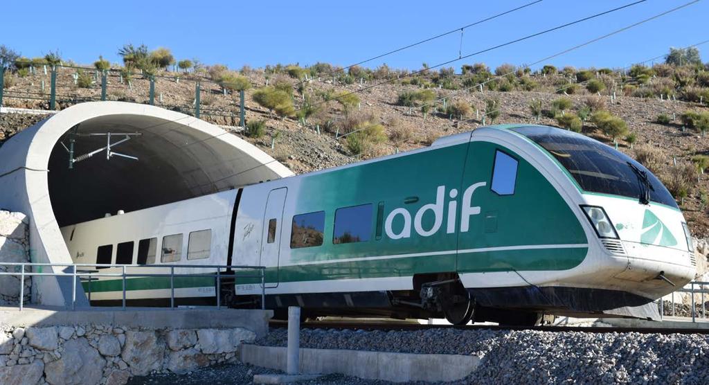 Trenes de alta velocidad High-Speed Trains Graphic memory of the Spanish railway 2017-2018 1.