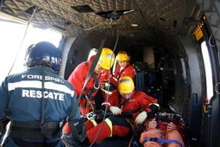 Servicios CONSULTORIA ESPECIALIZADA Procedimientos - Operaciones de rescate con grúa Tierra (Montaña, urbano, industrial) Onshore LIMSAR - AWSAR - Operaciones de rescate