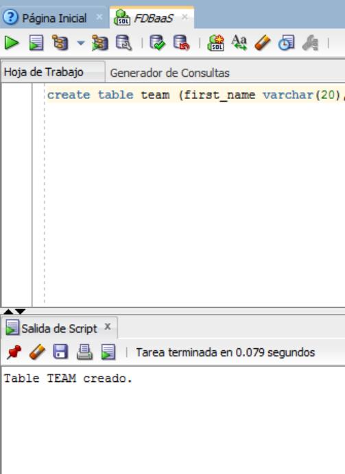 Para crear una nueva tabla utilizar el query: create table team (first_name varchar(20), last_name