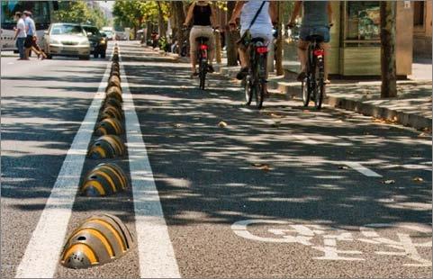 Ampliar i millorar la xarxa d itineraris de bicicleta Promoure l ús de la bicicleta a la ciutat. Garantir la connectivitat de l actual xarxa de bicicletes.
