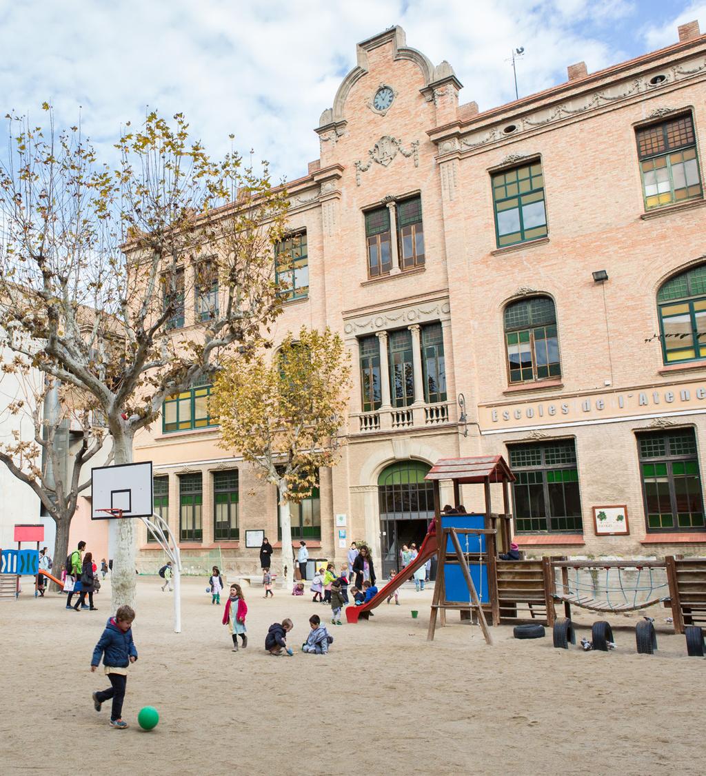 L Escola de l Ateneu és un centre autogestionat per la mateixa comunitat educativa.