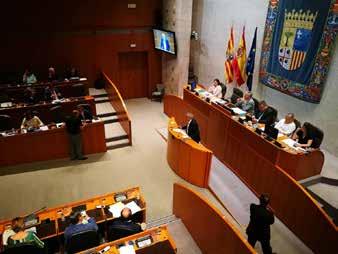 ACCIONES DE ECOTURISMO, COMUNICACIÓN Y EDUCACIÓN AMBIENTAL Aprobación de la Ley venta local de productos agroalimentarios En junio de 2017 se aprueba en las Cortes de Aragón, la Ley de venta local de