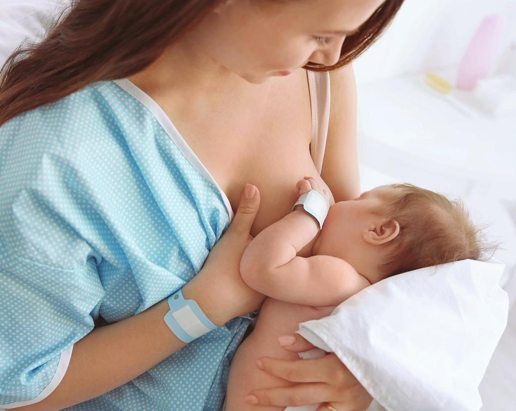 Nuestro personal le ayudará a aprender a colocar a su bebé correctamente. Esto permite que su bebé obtenga más leche y hace lactancia confortable para la mamá.
