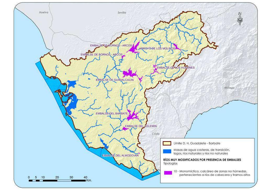 Por otro lado, las 7 masas de agua de categoría río muy modificadas por presencia de embalses suman unos 108,34 km 2.