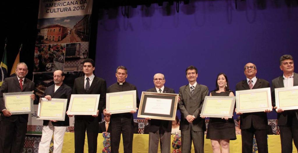 Teatro Arthur Azevedo Palacio de los Leones Ceremonia de entrega de los diplomas acreditativos de los 7
