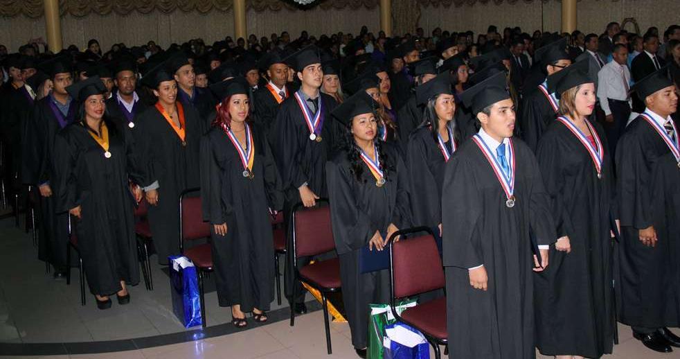 Ceremonia de Graduación del Centro Regional de Panamá