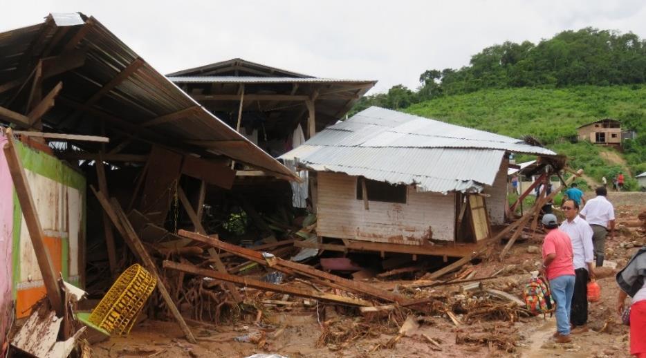 - 25 viviendas destruidas y 10 afectadas; un local de la UGEL destruido. Foto 08 Fuente. CENPRED 2017 Fuente.