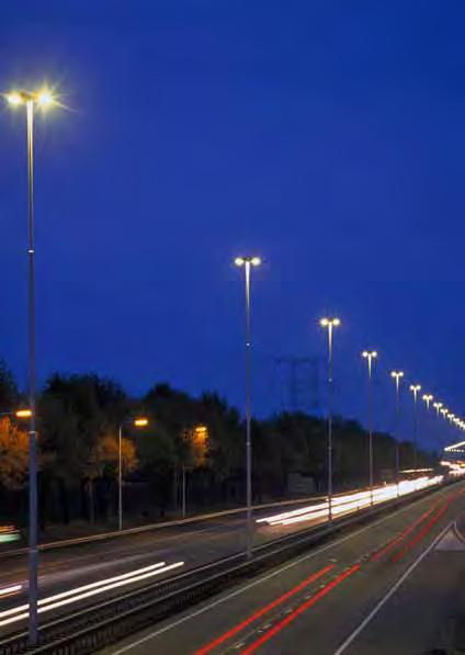 Una iluminación de calidad Garantía de seguridad en nuestras carreteras Los accidentes se reducen en un 60%.