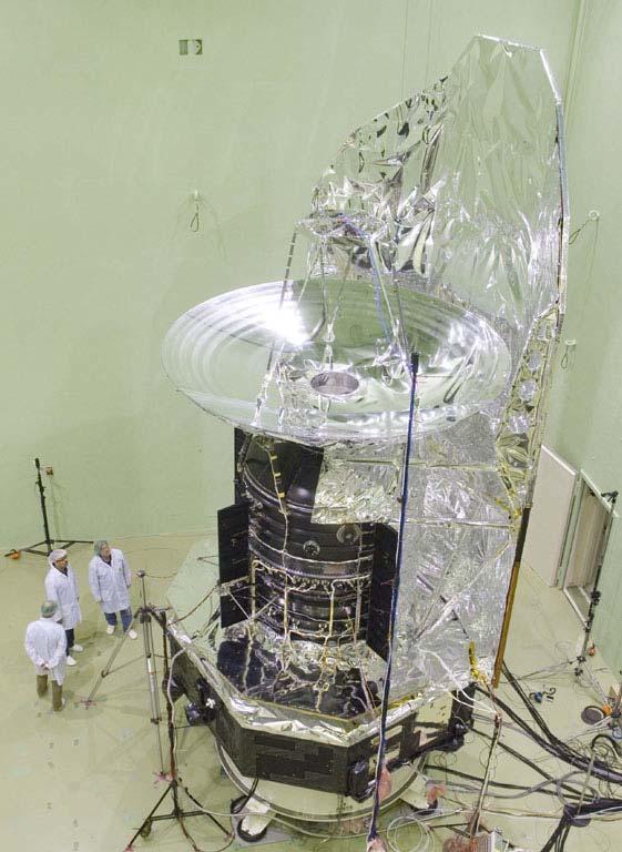 Herschel Observatorio en el infrarrojo lejano y submilimétrico Imágenes y espectroscopía en el rango 55-672 µm Telescopio de 3.