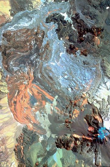 Avalanchas de detritos... Una de las avalanchas de detritos más importante esta relacionada con un evento ocurrido hace 7.200 años en el volcán Socompa (Desierto de Atacama, N de Chile).