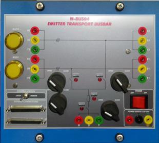 Terminales de salida: Conexión de salida con el punto de medición. Salidas digitales: Tres salidas digitales empleadas para pulsos o alarmas, o para combinar las dos. Puerto de comunicación RS-485.