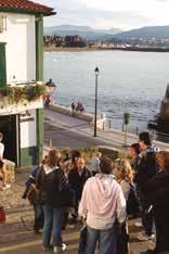 Además aprovecha tu visita al Puerto Viejo para comprar algún recuerdo o degustar la #gastronomía local en cualquiera de sus bares de pintxos y restaurantes.
