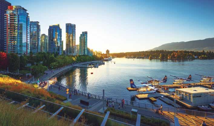 Visitarás el Parque Stanley, el barrio chino y el histórico barrio de Gastown, el centro financiero y comercial. Hospedaje en Vancouver.