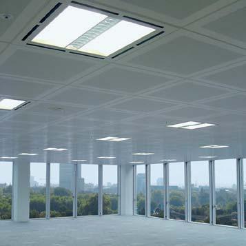 La impulsión o extracción del aire a través de la luminaria permite realizar menos aberturas en el techo y, posiblemente, reducir con ello los costes de instalación.