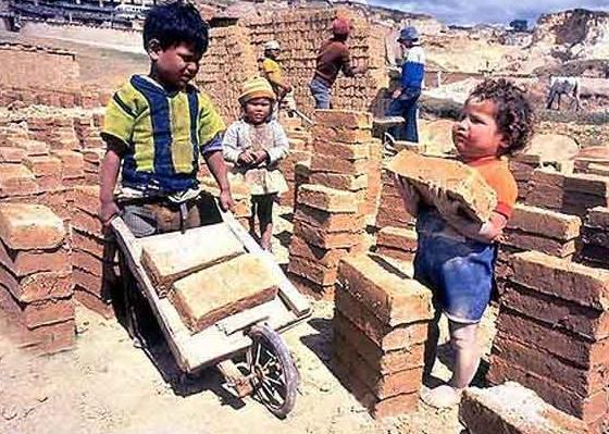 ARTICULO 173 MENORES DE EDAD El trabajo de los menores queda sujeto a vigilancia y protección especiales de las autoridades del trabajo tanto federales como locales.