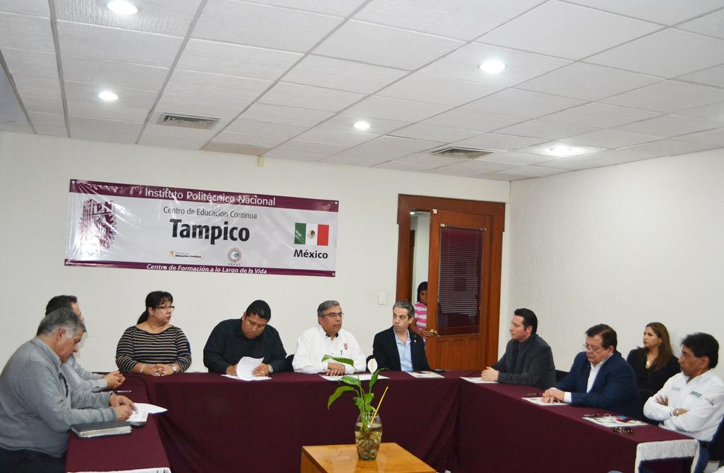 Asistentes a la Ceremonia de Instalación del Comité de Procuración de Fondos del CEC Tampico.