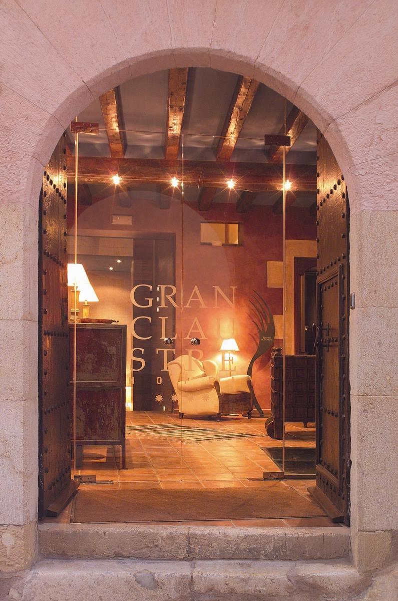 131.00 Hotel Gran Claustre **** Pack San Valentín Altafulla (Tarragona) Precio y 1 noche(s). Desde 01/02/2019 Hasta 28/02/2019 Tarifa variable según temporada.