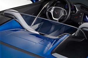 EXTERIOR PORTAPLACAS CARBON FLASH Mejora la apariencia de tu vehículo con la cubierta delantera para placas con escritura Corvette,
