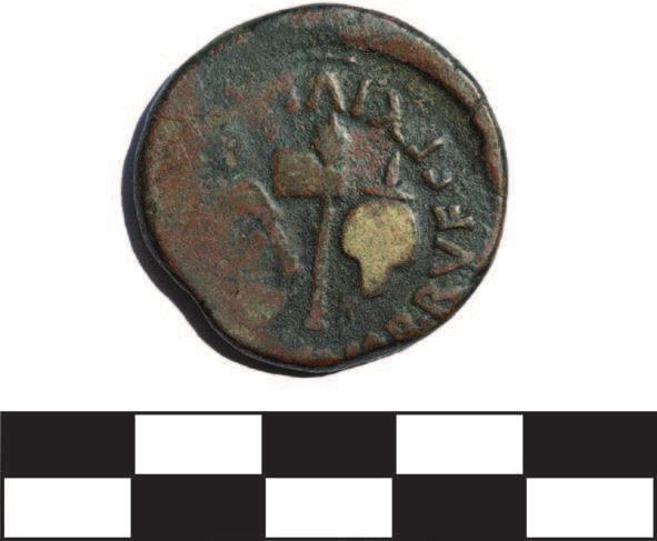 ficha nº 53) y las tres monedas emitidas en la época del emperador Teodosio y sus descendientes (fichas nº 18, 37 y