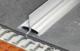 Drenaje Schlüter -SHOWERPROFILE-WSK Schlüter -SHOWERPROFILE-WSK es un perfi l de dos piezas de aluminio anodizado que evita el desbordamiento de agua en duchas a nivel de suelo.