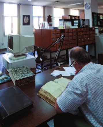 Los documentos son el resultado de la actividad diaria de una oficina. Tiene como función recoger, organizar, conservar y servir documentos únicos y exclusivos (originales).