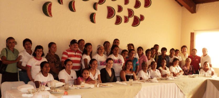 de 40 mujeres y representantes de las alcaldías y redes de Prevención y Atención de la violencia de los