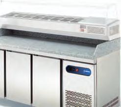 Mesas refrigeradas Gastronorm para preparación de pizzas Serie GN 1/1 Contrapuerta embutida. MPGP-180 Encimera y peto sanitario en granito.
